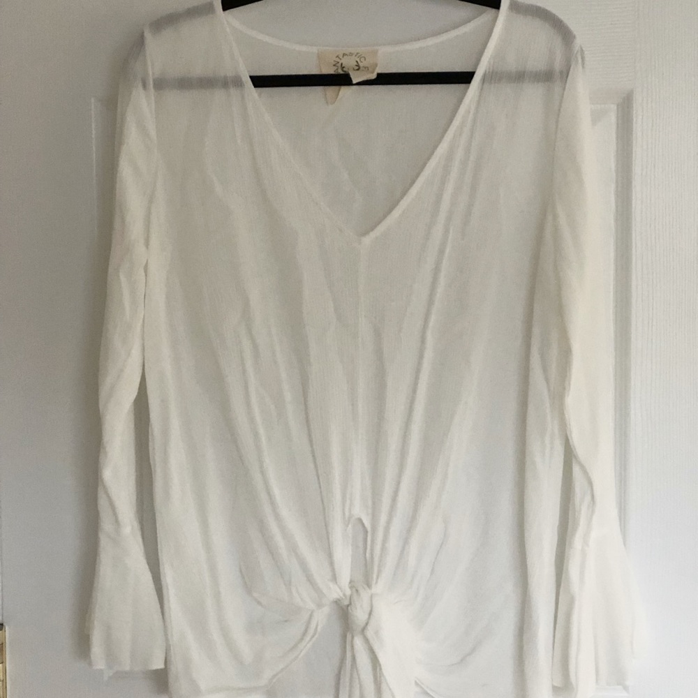 Bell sleeve blouse